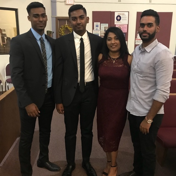 Meet your Posher, Mary - Picture 1 of 1